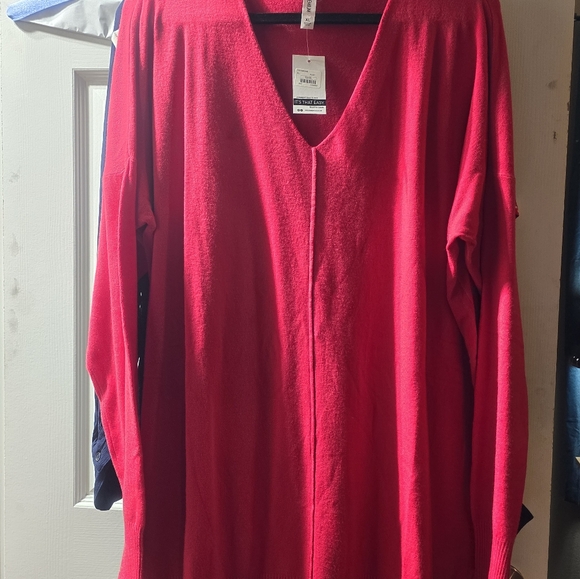 Womens NWT red sweater - Picture 3 of 4